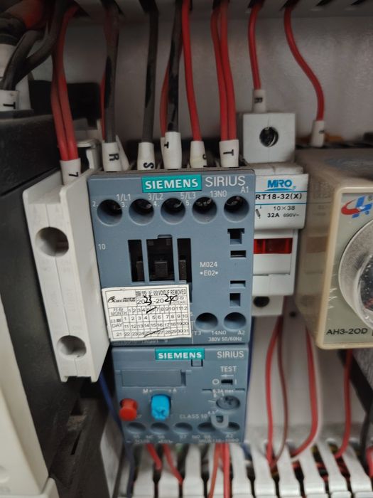 Качественные работы электрика