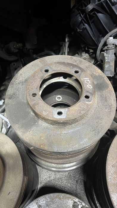 Тормозные диски Тойота Ленд Крузер 100