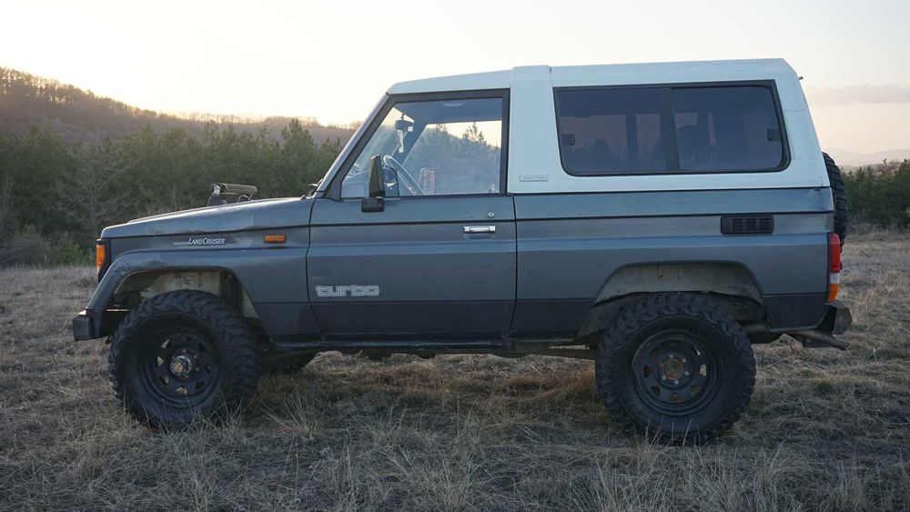 Toyota Land Cruiser LJ73 2L-T