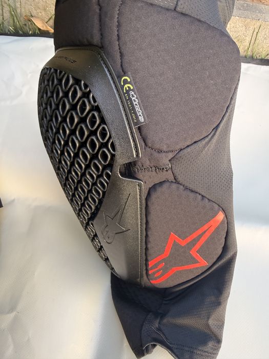 Мото наколенки Alpinestars