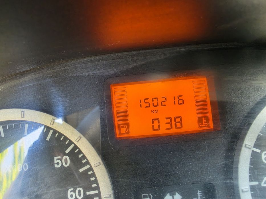 Vând Dacia LSDAA 1.4 benzină 1000 euro negociabil