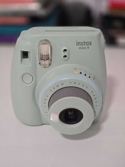 Aparat foto instax mini