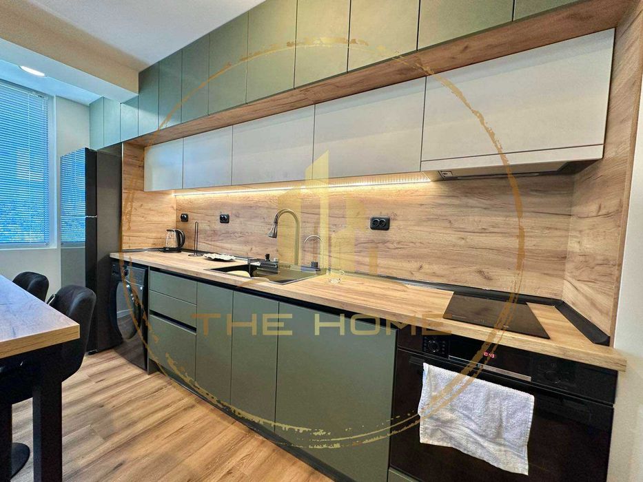 Дава се под наем Четиристаен апартамент в Варна, Лятно кино Тракия - 101 кв.м за 1350 € - Снимка #2