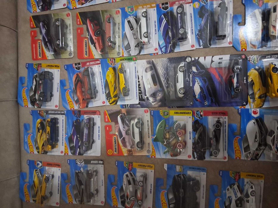 Hot wheels колички