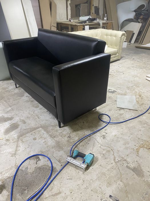 Диван для дома,кафе и офиса