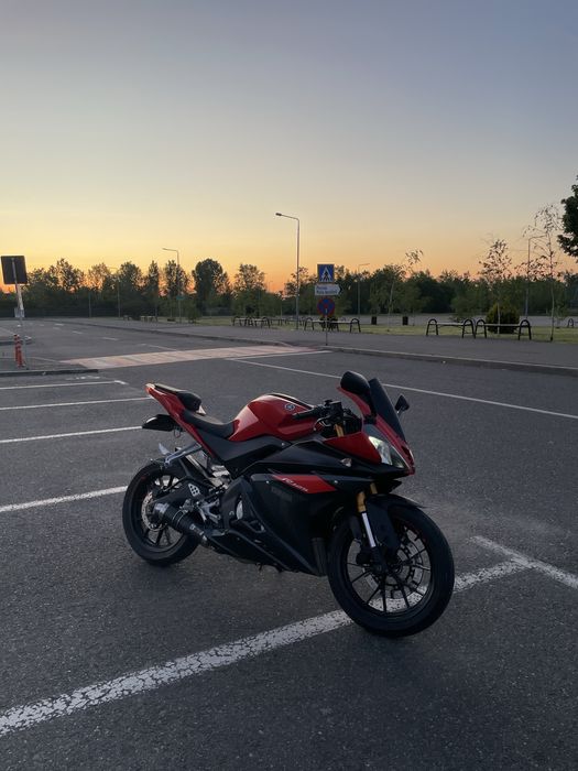 Urgent Yamaha yzf r125 2016 ABS