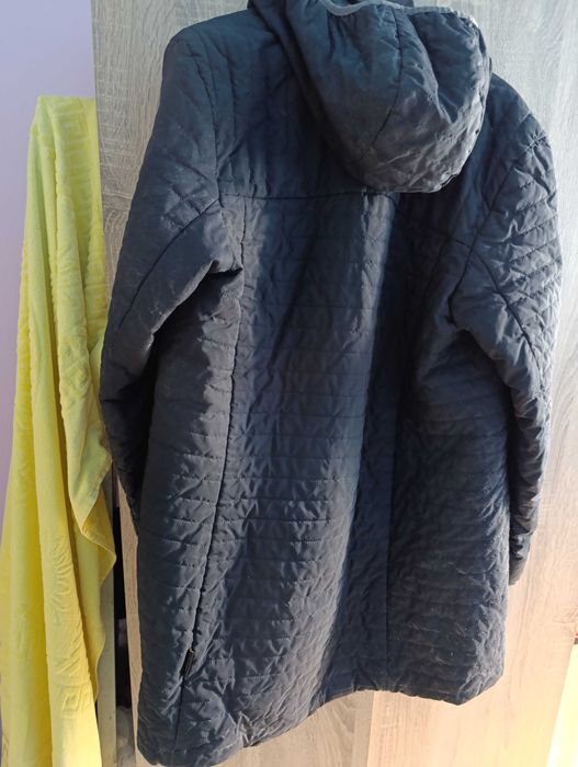 Продавам 2 маркови якета.