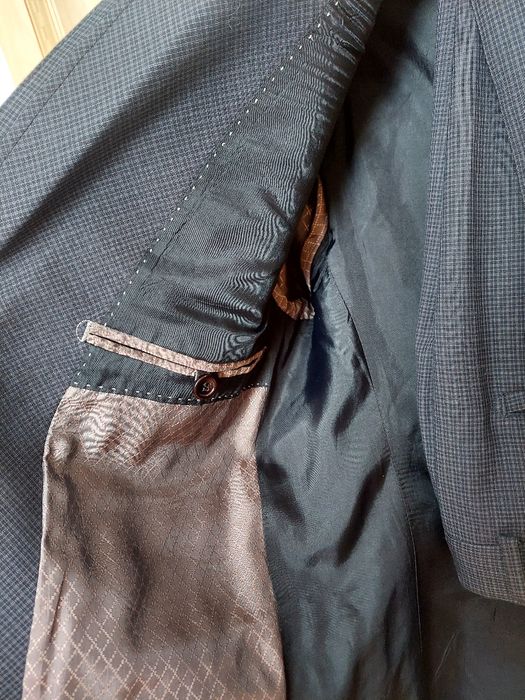 Костюм с брюковый