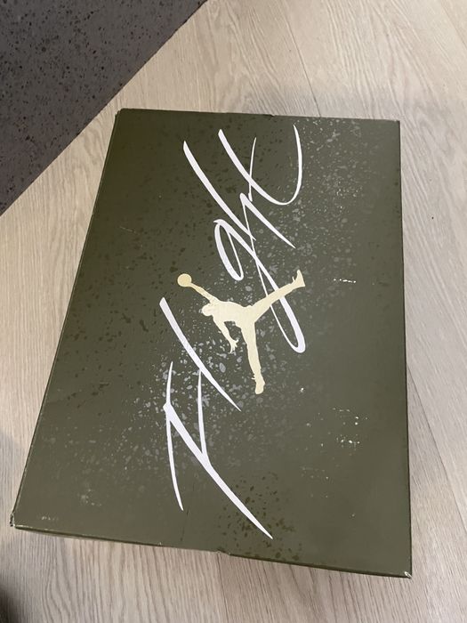 Vand jordan 4 gs ,,Medium Olive”