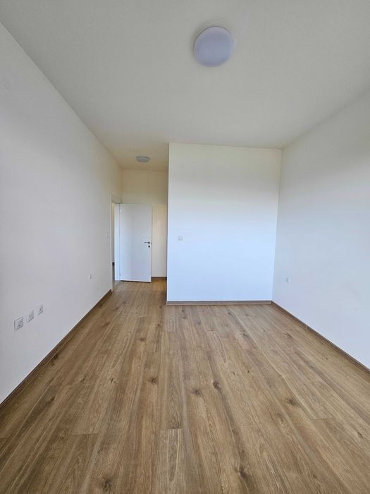 Дава се под наем Тристаен апартамент в Пловдив, Тракия - 85 кв.м за 392.7 € - Снимка #1