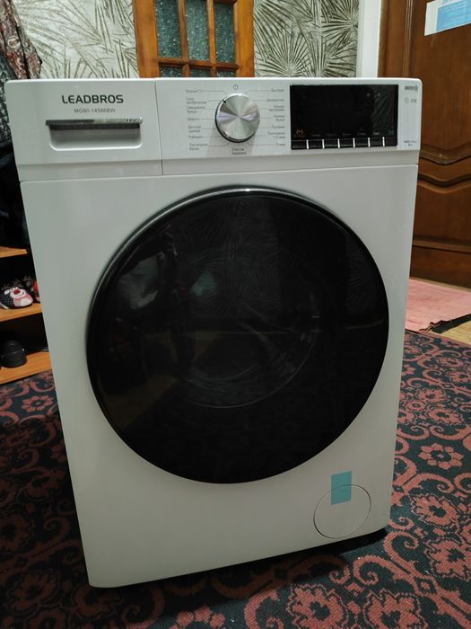 Продам автомат машинку стиральную