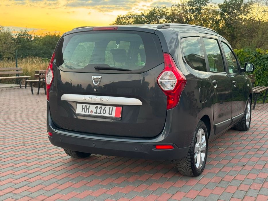 Dacia Lodgy 1.5 dci, manual,an fabricație 2015