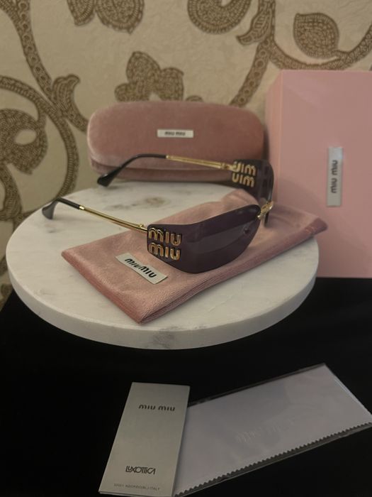 Ochelari de soare Miu Miu