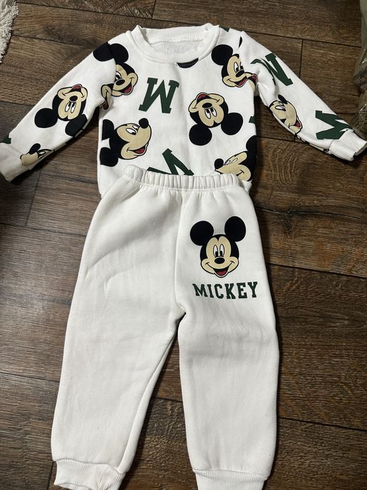 продам детские вещи