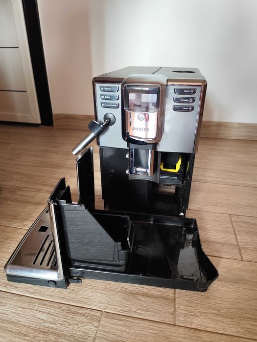 Кафе автомат Phillips saeco