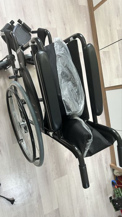 Продам коляску инвалидную