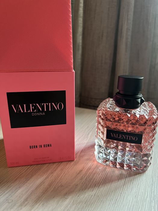 Парфюм Valentino Donna Born in Roma