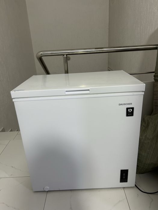 Продаётся морозильная камера DAUSCHER DCF-210Q.