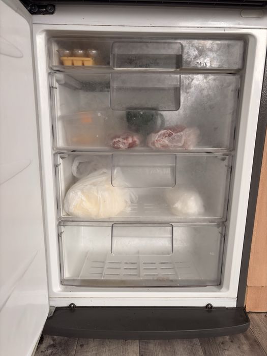 СРОЧНО холодильник