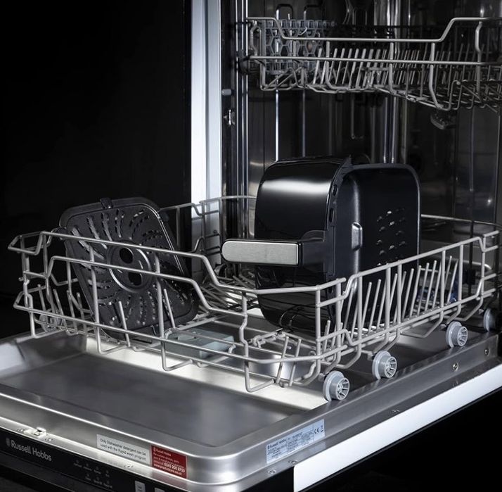 Фритюрник с горещ въздух Russell Hobbs SatisFry 4L + ГАРАНЦИЯ!