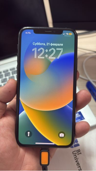 Айфон 11 про в хорошем сост