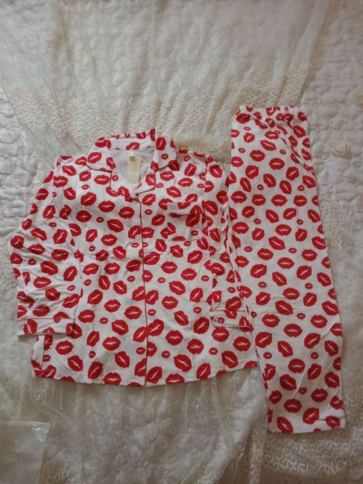 Pijamalar hammasi 150 mingdan