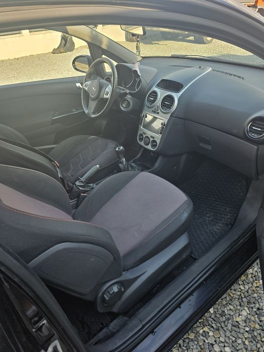Opel Corsa 2007 . Itp valabil . Inmatriculat