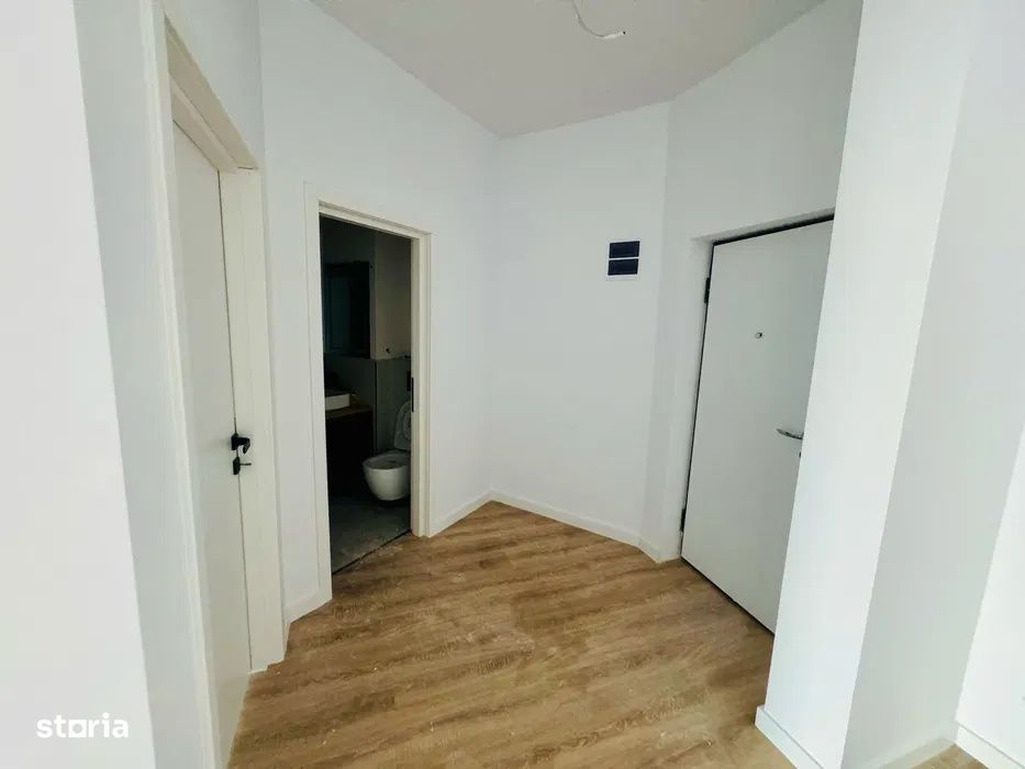 Apartament cu 2 camere, 46 mp, balcon, zona BMW — fotografia 3