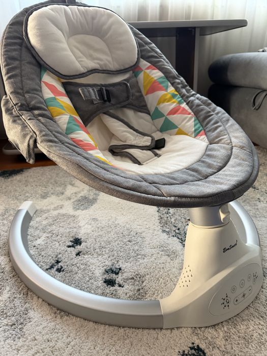 Balansoar electric EvoSmart bebe/Multifunctional/Bluetooth/Telecomanda