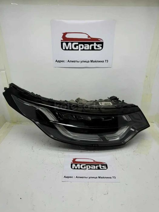 Фара б/у оригинал правая и левая от Land Rover Discovery 5 2016 и выше