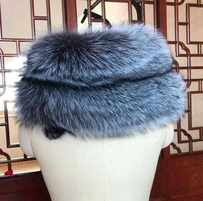 Яка кожа лисица, обемиста, нова