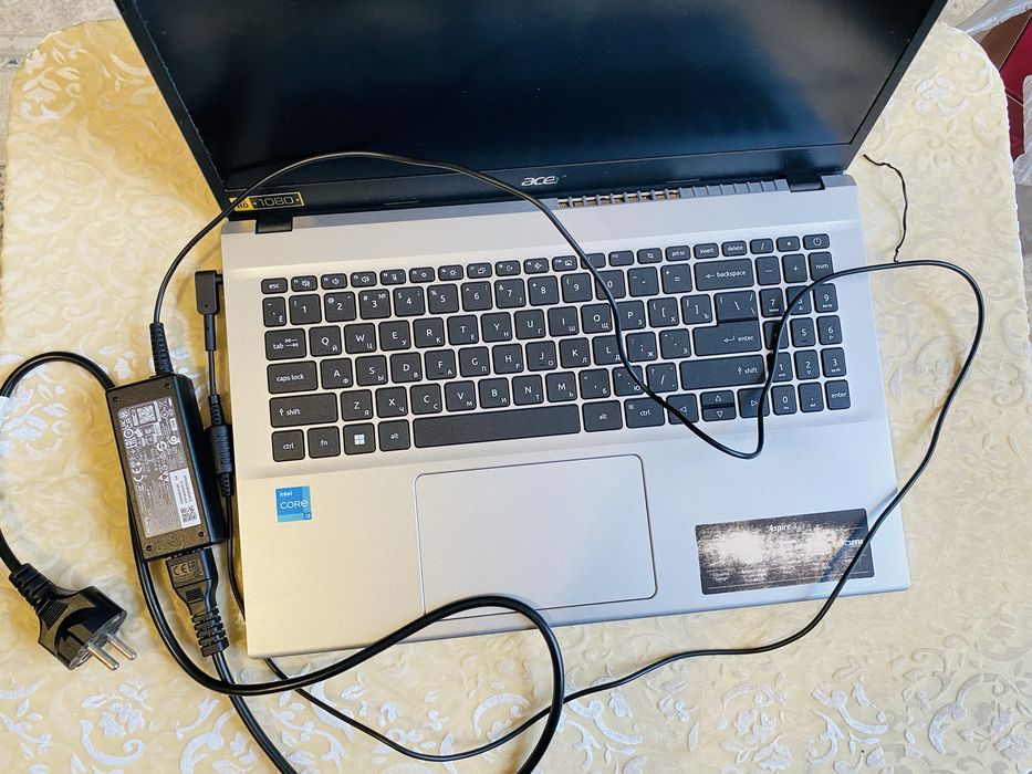 Продам ноутбук Acer Aspire 3