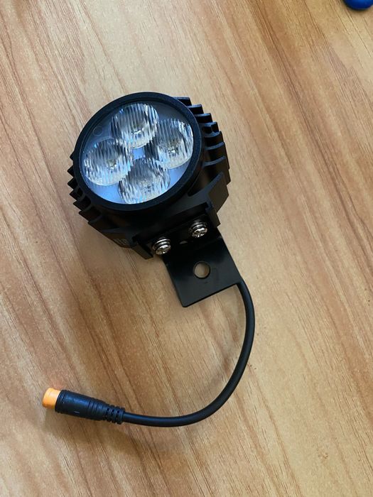 FAR Kukirin G2 Max Lumina Fata Kukirin FAR Kukirin G2 Pro