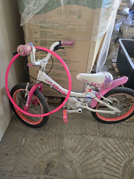 Детско колело бяло и розово