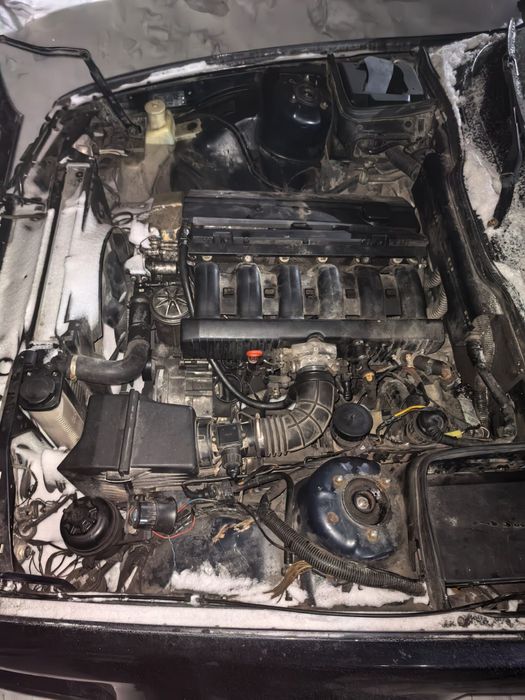 Продам БМВ е34..