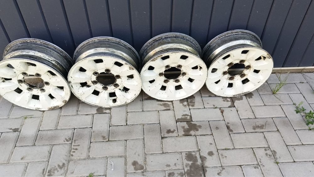 Диски на машину делика,паджеро