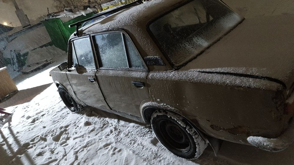 Продам почти даром