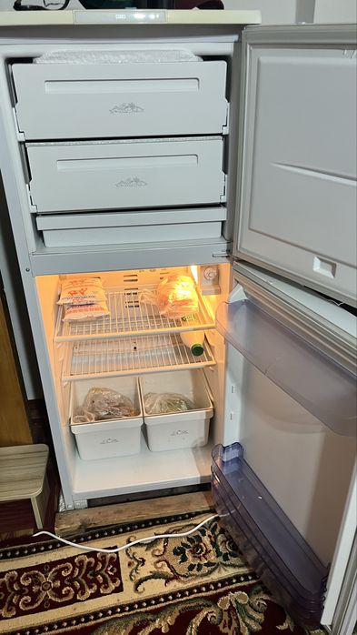 Холодильник бирюса