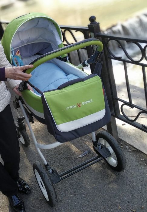 Продам коляску 3в1