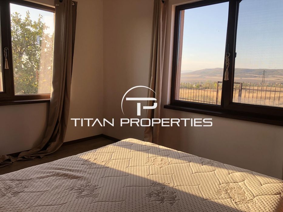 Дава се под наем Къща в Бургас, Банево - 100 кв.м за 408 € - Снимка #1