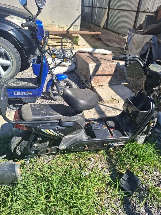 Продам мопед (на запчасти)