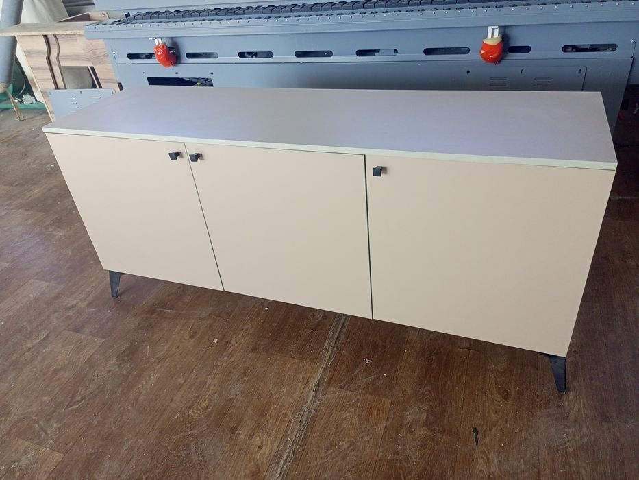 Продам  тв зону.