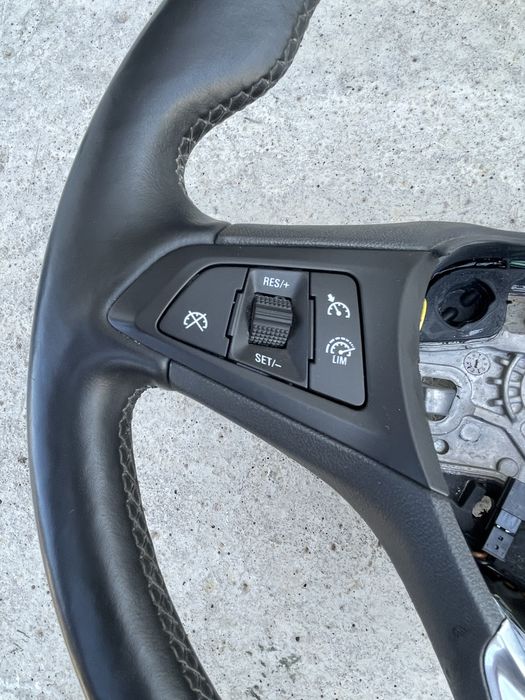 Перфектен Волан Opel Zarira Tourer 2017