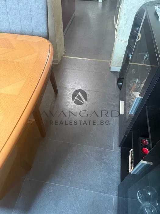 Продава се Тристаен апартамент в Пловдив, Изгрев - 80 кв.м за 1625 €/кв.м - Снимка #14