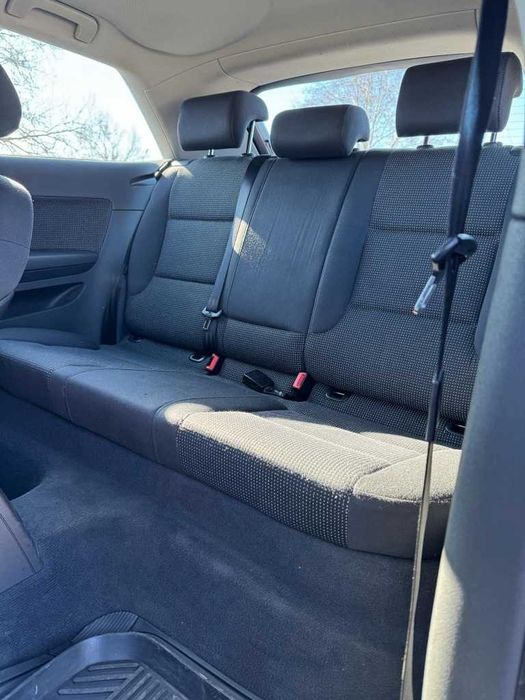 Лек автомобил Audi A3