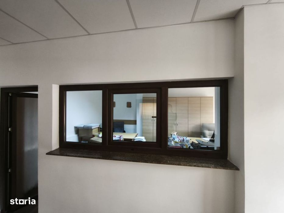 Spatiu birouri de inchiriat, ultracentral, 70 mp, Radauti