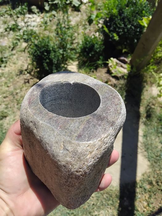 Аксесоари за баня от естествен камък