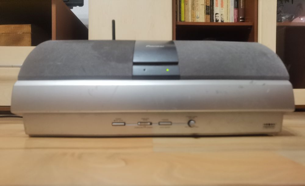 Pioneer digital wireless speaker system XW-DV515