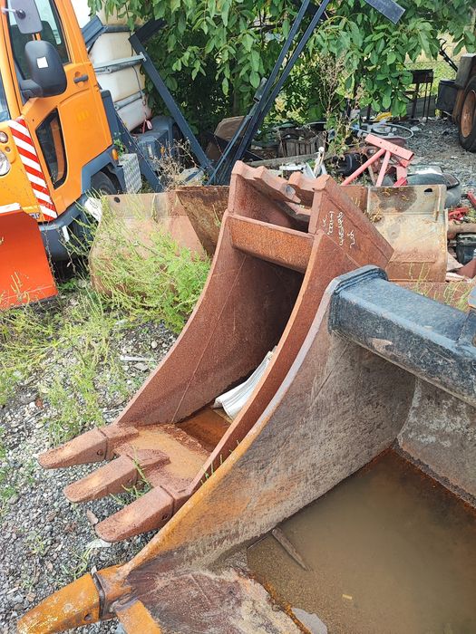 Cupă taluz excavator