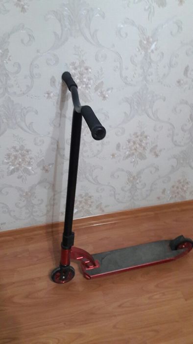 Продам трюковой самокат.